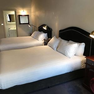 Classic Quadruple Room